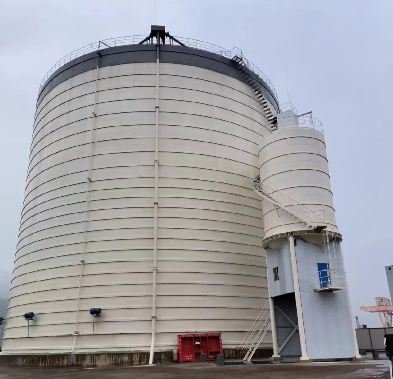 和平镇10万吨水泥钢板库